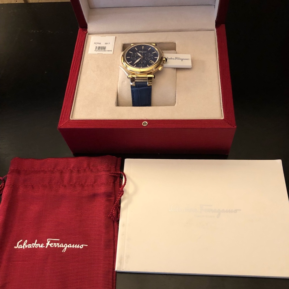 Salvatore ferragamo men’s watch 18k gold